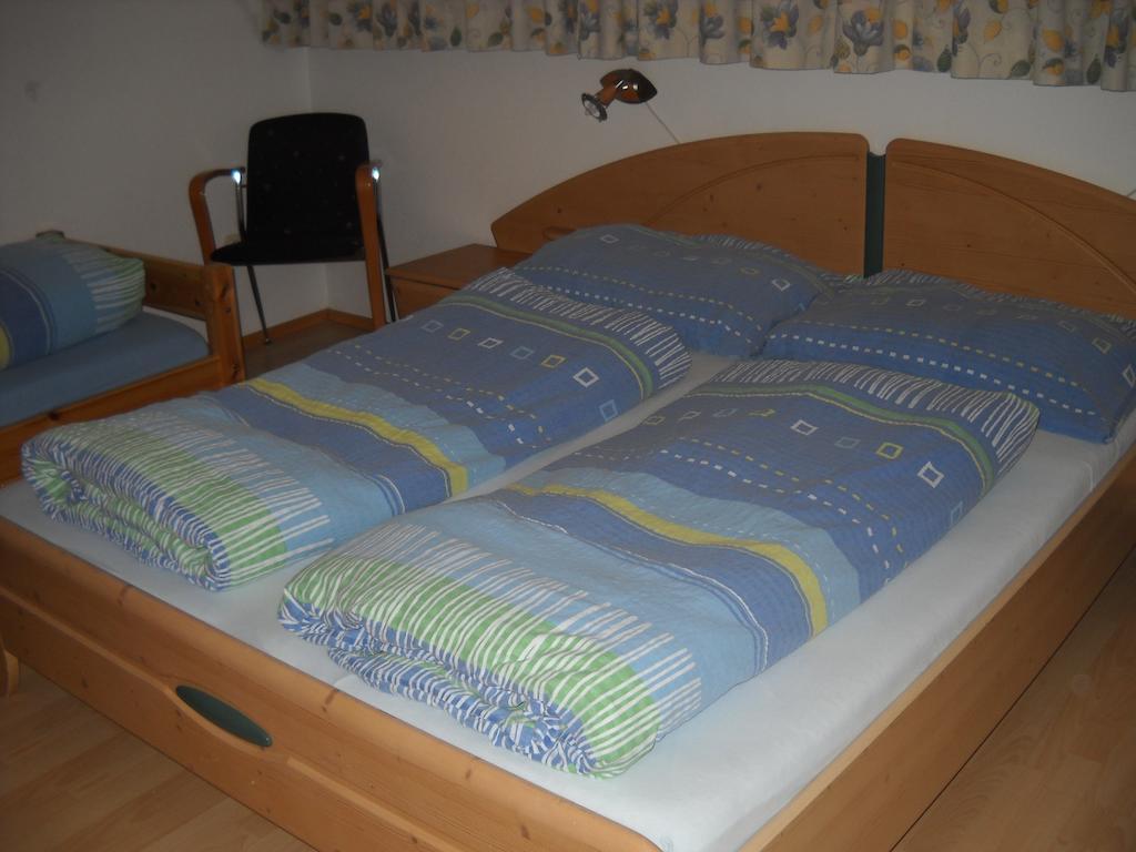 Golf&Ski Appartements Lesak Zell am See Kamer foto