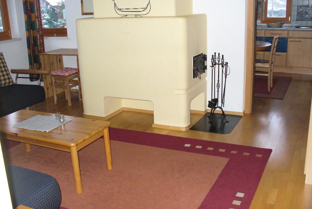 Golf&Ski Appartements Lesak Zell am See Kamer foto