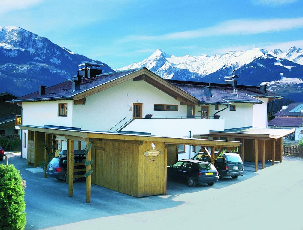 Golf&Ski Appartements Lesak Zell am See Buitenkant foto